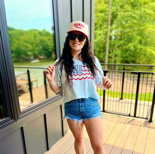 Embroidered scallop flag and bow short sleeve tshirt.